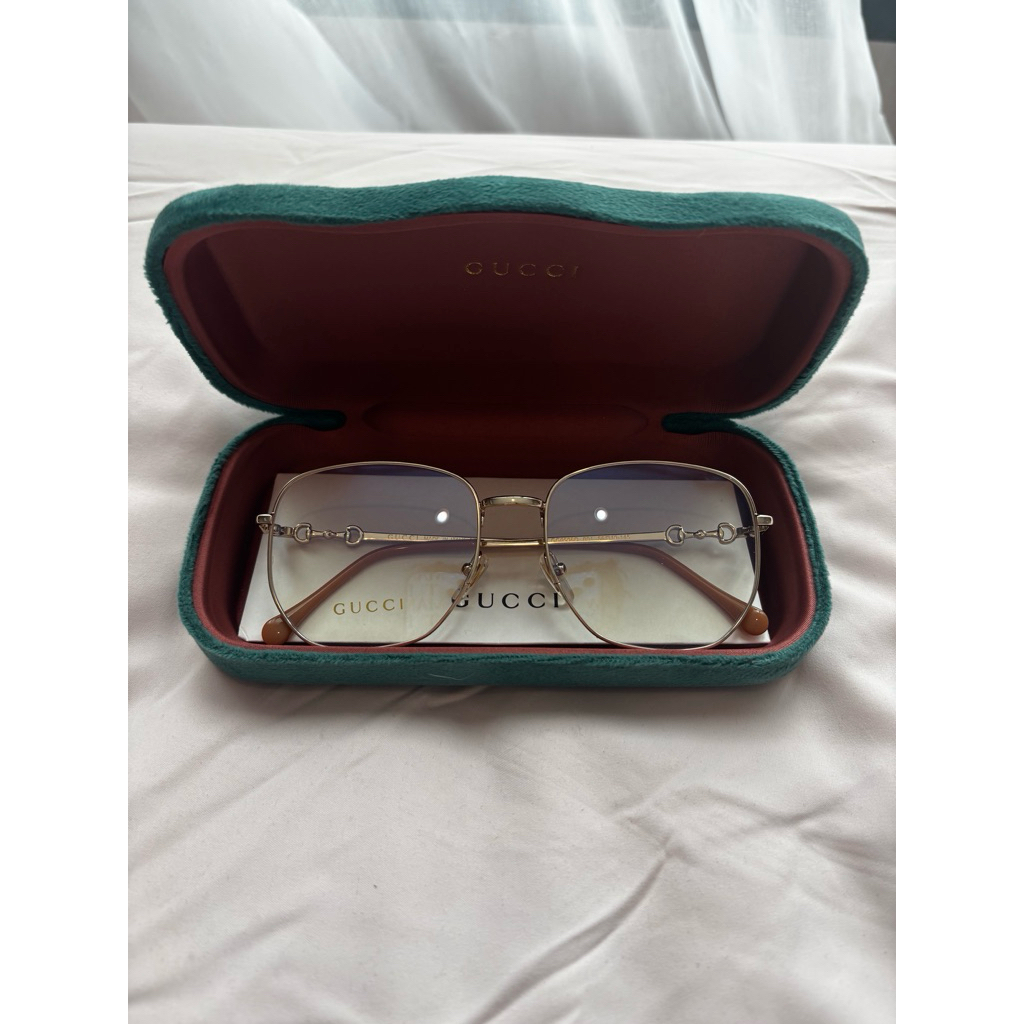 แว่นสายตา Gucciแท้ มือสอง
