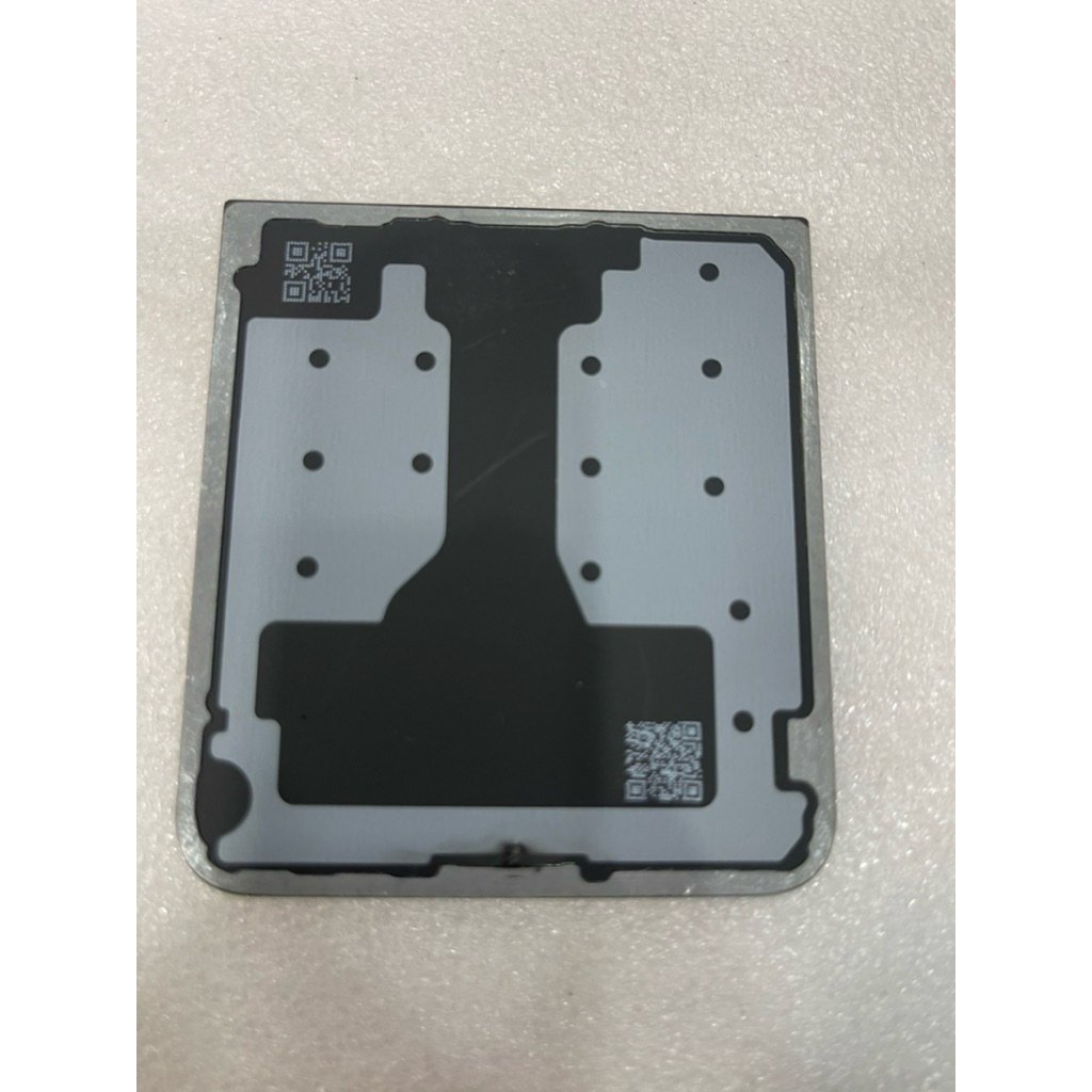 ฝาหลังZ flip 6 มือสอง