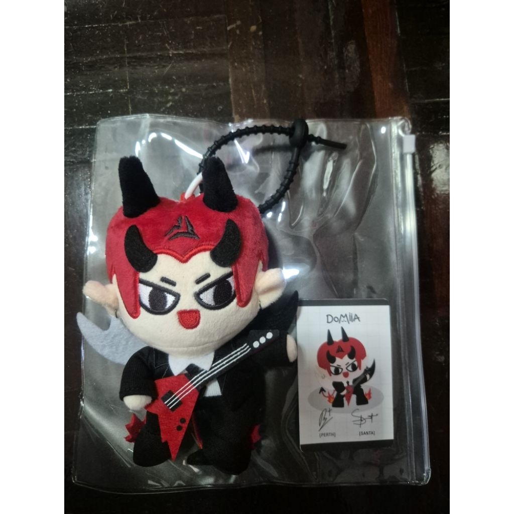 Domiia Rockstar Doll Keychain
