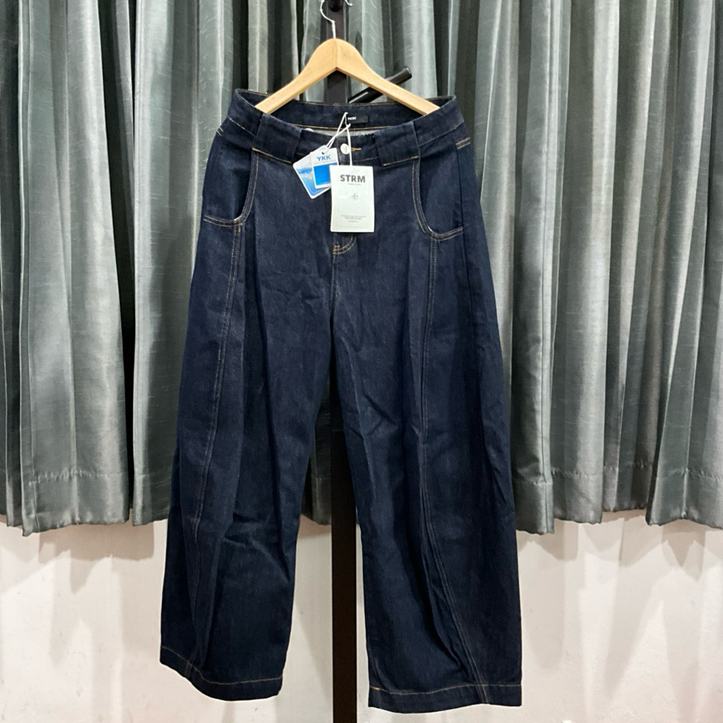 Super baggy pants ยี่ห้อ Strongmanz ใหม่ ไซส์ M