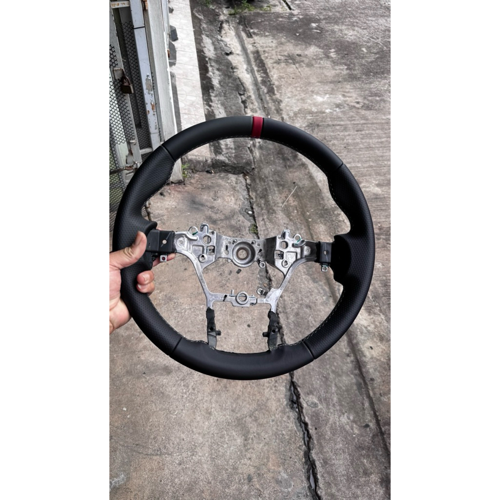 พวงมาลัย Toyota Revo GRS ของใหม่แท้