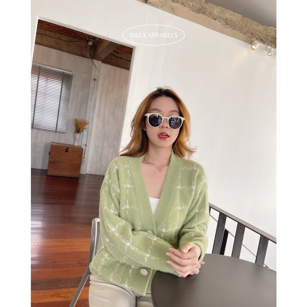 ส่งต่อ Riley.apparels Helen Cardigan (green)
