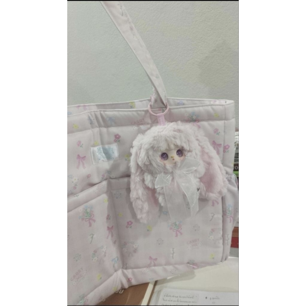 ส่งต่อกระเป๋าcarryme มือ1✨ สวยมากค่ะ จาก895บาทงับ