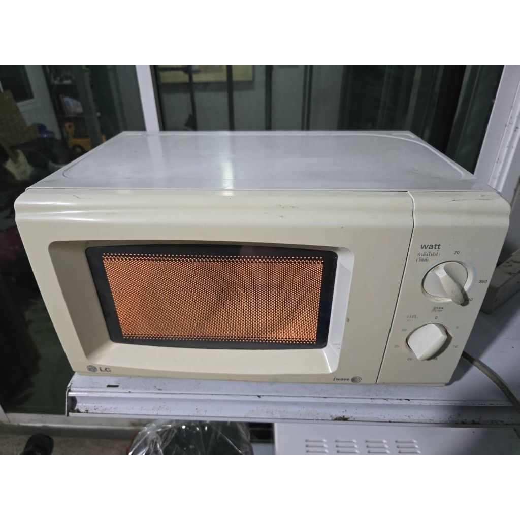 ไมโครเวฟ LG ขนาด 20 ลิตร มือ2  07-051068PG