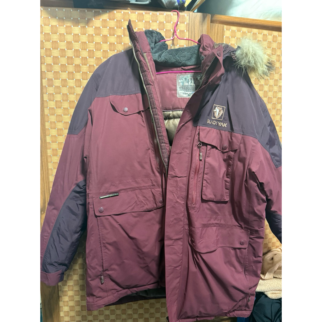 เสื้อกันหนาว black yak