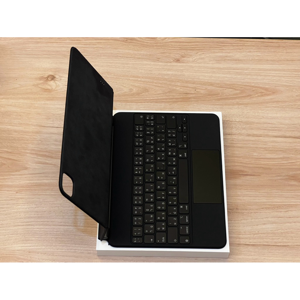 เมจิกคีย์บอดสำหรับไอแพดโปร 11 นิ้ว