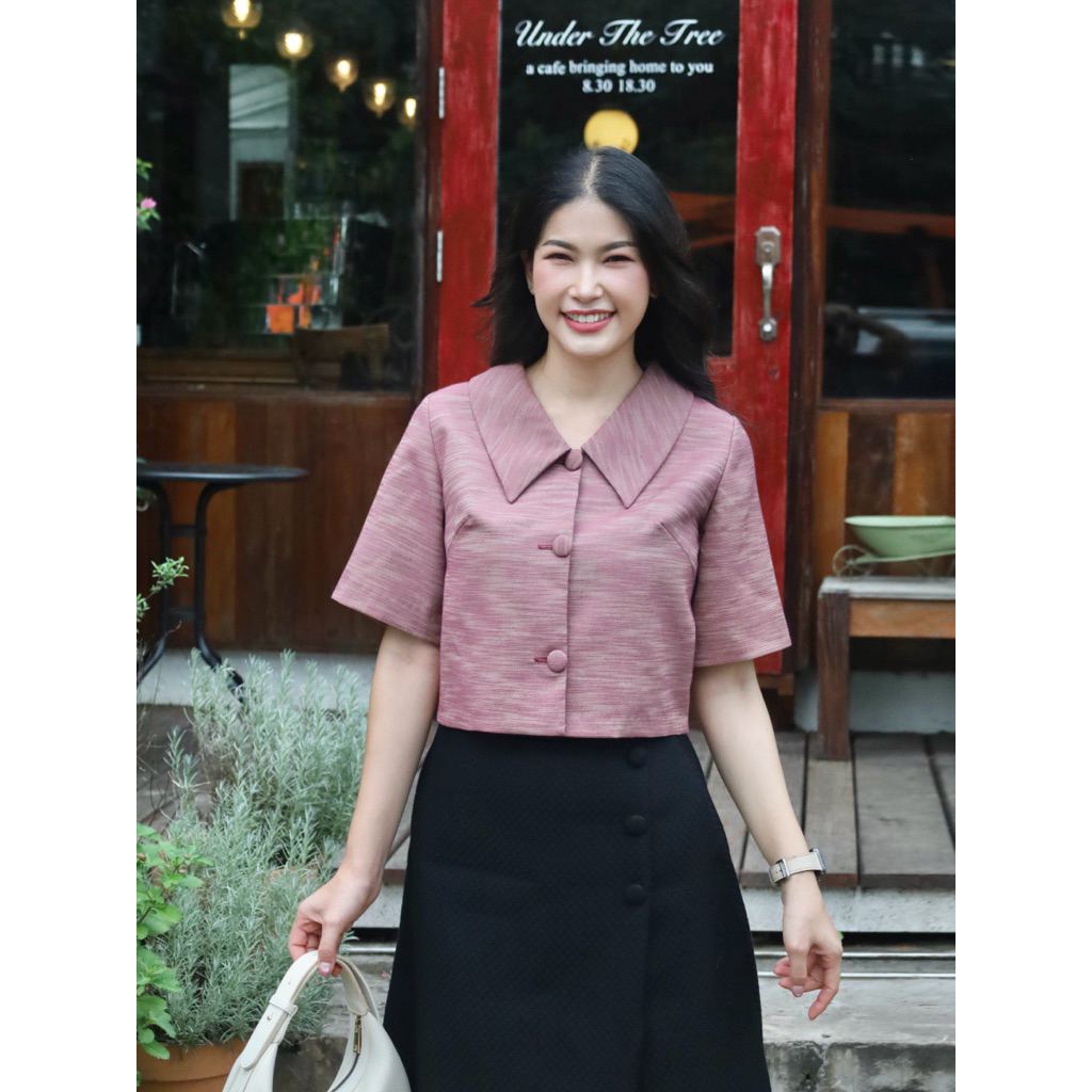 เสื้อคอวีปกแหลมน้ำตาลอมชมพูกะปิ