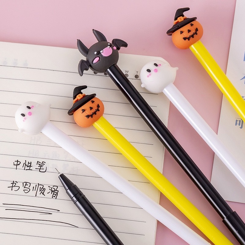 {chuanchuan}  ปากกาเจล 0.5mm ธีมฮาโลวีน หมีกดำ เขียนลื่นน่ารัก