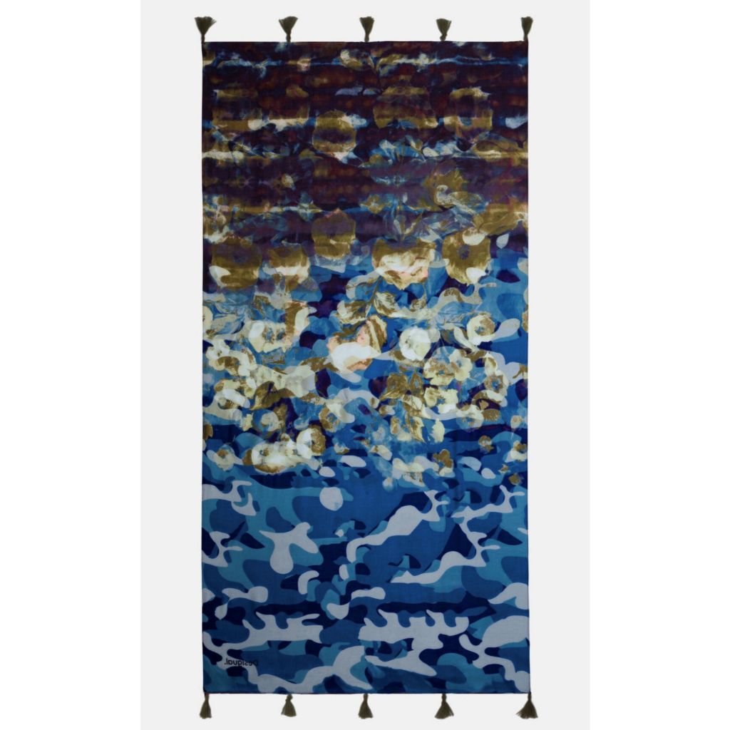 Desigual Camoflower Rectangular Foulad/Scarf Size 39"x62" (มีรู)