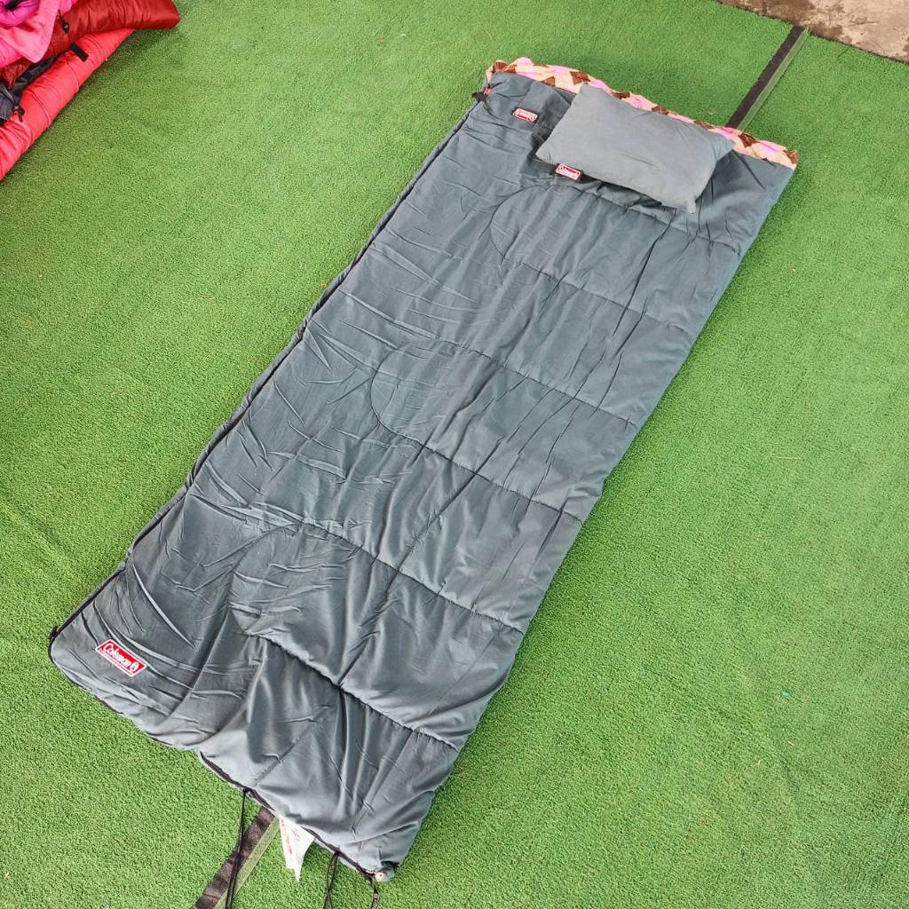 395. ถุงนอน coleman + หมอน