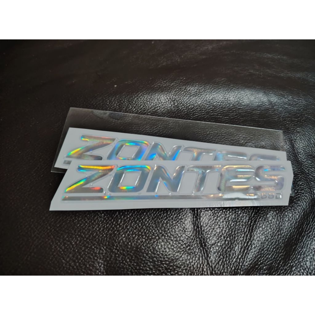 [ได้สองชิ้น/1ออเดอร์] สติ๊กเกอร์ Zontes368D เรซิ่นHologramใช้แทนโครเมี่ยมตัวเดิม