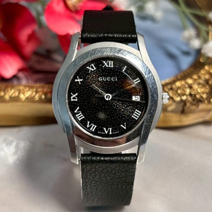 ⌚️นาฬิกา Gucci รุ่น 5500M  หน้าปัดพิเศษ (Textured Dial Variant)  หายากกว่าหน้าปัดเรียบ สวิสเมด ✨ (รั