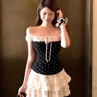 Elly พร้อมส่ง💗เสื้อยืดเสื้อปาดไหล่💗แต่งแขนระบายเก๋ไก๋ ลายดอกไม้ สไตล์เกาหลี แต่งแขนระบายเก๋ไก๋ เสื้อยืดโชว์ไหล่ มีเชือกผ