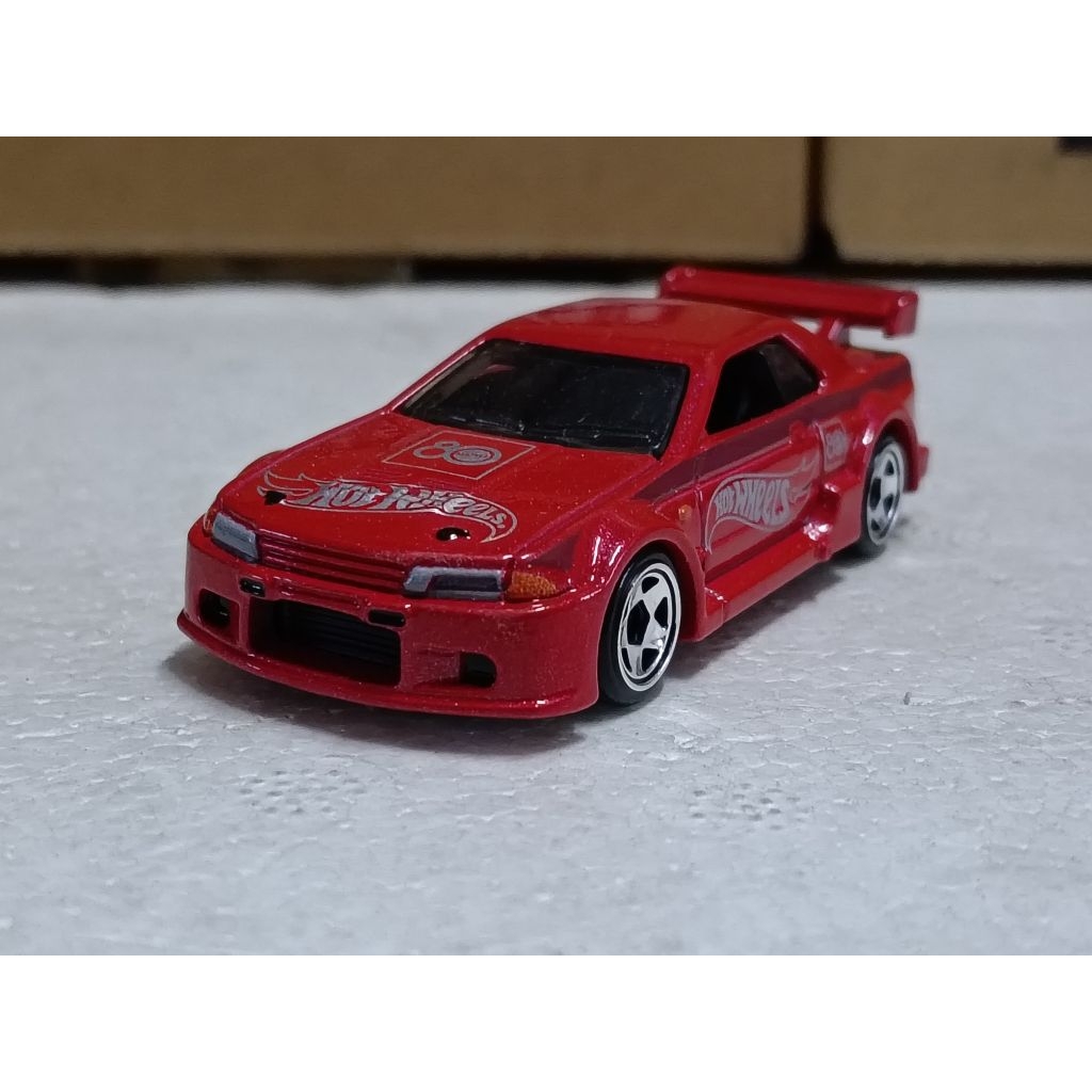 HOTWHEELS BASIC CAR SERIES 80TH ANNIVERSARY BOXSET (ของมีพร้อมส่ง)