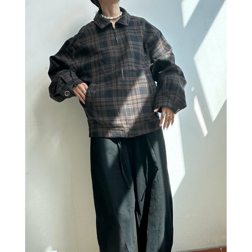 PLOYNAPAS - Jackets เสื้อแจ็คเก็ตแขนยาวลายตาราง ทรง oversized
