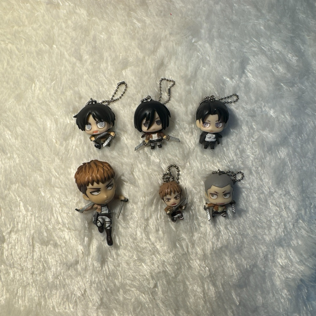 ของสะสม พวงกุญแจไททัน attack on titan