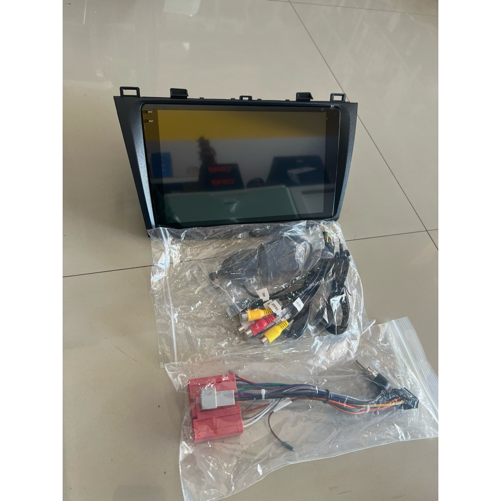 2750บาท จอ 9นิ้ว แรม4รอม32 จอ1K CarPlay พร้อมหน้ากากปลั๊กตรงรุ่น MAZDA 3 2010-15 จอติดรถยนต์