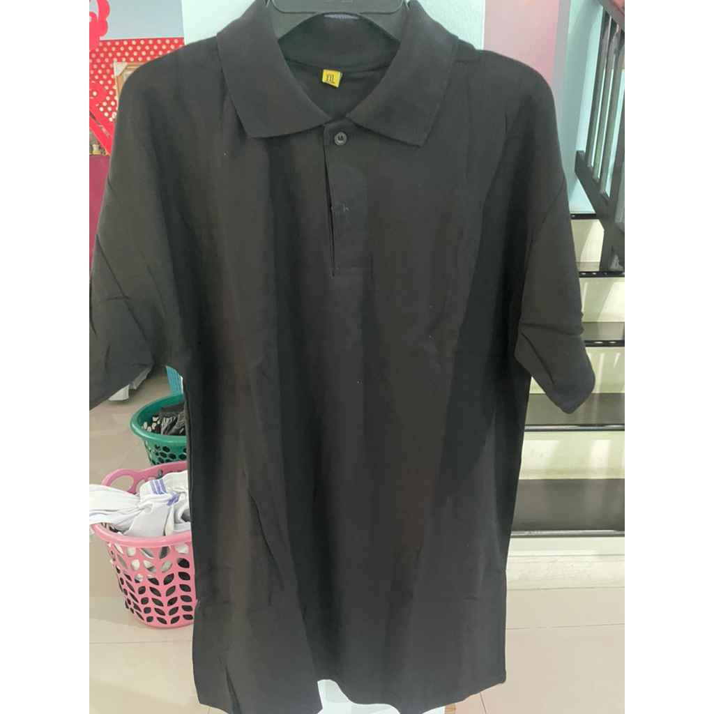 เสื้อคอโปโลสีดำราคาถูกผ้านิ่มใส่สบาย ไซส์Lอก40 XL42 XXL44ค่ะ มีแค่3ไชส์ค่ะ ใส่ได้ผู้หญิงผู้ชายใส่ได้ค่ะ คอโปโลทรงสวย