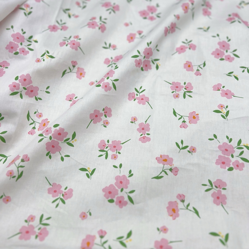 ผ้า cotton 100% หน้ากว้าง 64“(160cm.) วัดตัดครั้งละ 1/2 เมตร ตัดยาวต่อเนื่องได้ พร้อมส่งค่ะ