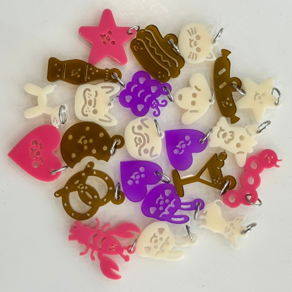 Jolly จี้ตกแต่งอะคริลิค รุ่นพิเศษสัตว์โลกน่ารัก มีที่นี่ที่เดียว!! ขนาด 2.5cm หนา 3mm ลายหลากหลาย