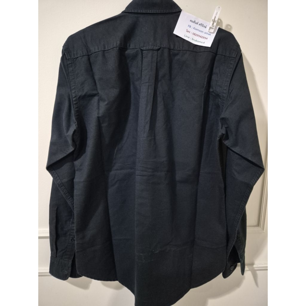 เสื้อเชิ้ตสีดำuniqlo