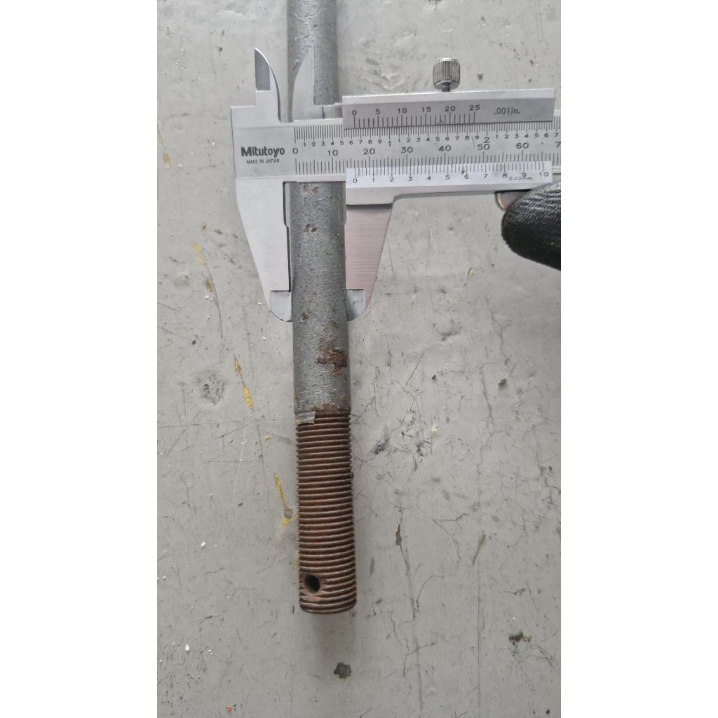 Stud Bolt M16 น็อตสตัดเกลียวสองข้าง Stud Bolt M16x1.5x1.5x400 ช่วงระยะเกลียว 50x50 mm สินค้าคงเหลือ/