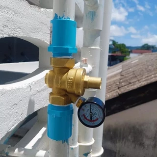 วาล์วลดแรงดันน้ำ พร้อมเกย์แรงดัน pressure reducing valve 1/2-1นิ้ว ปรับแรงดันได้ เครื่องกรองน้ำ วาล์วแรงดันคงที่ รีดิวซิ