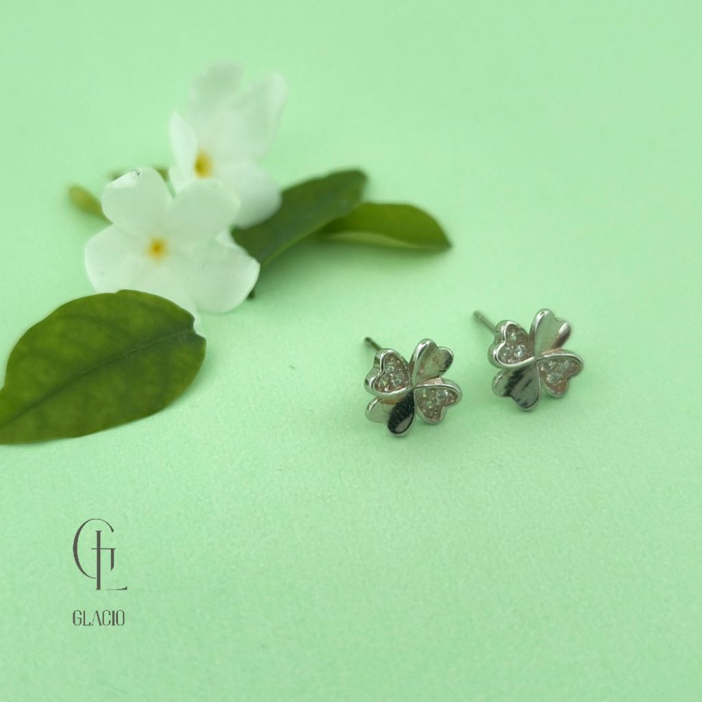 GLACIO 🍀CLOVER earrings🍀 ต่างหูเงินแท้ 92.5% ลายใบโคลเวอร์