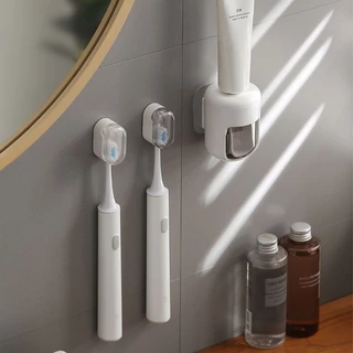 Goody Home ที่เก็บแปรงสีฟันติดผนัง พร้อมฝาครอบเปิด-ปิดได้ มีสติ๊กเกอร์กาวให้สำหรับติดผนัง