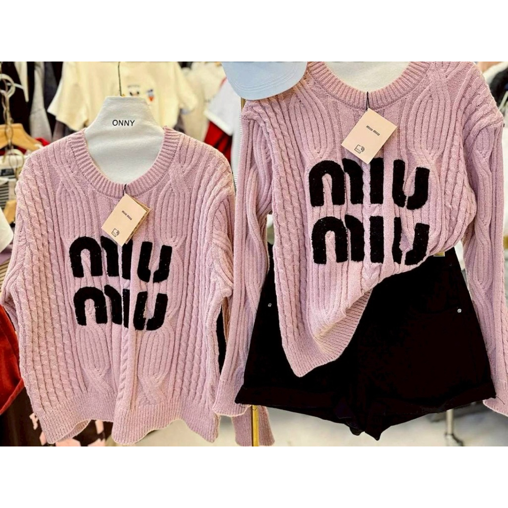 Y80 เสื้อไหมพรม สเวตเตอร์ปักลาย แบบใหม่ล่าสุด  Freesize  อก หน้าผ้า44 ยืด56 นิ้ว