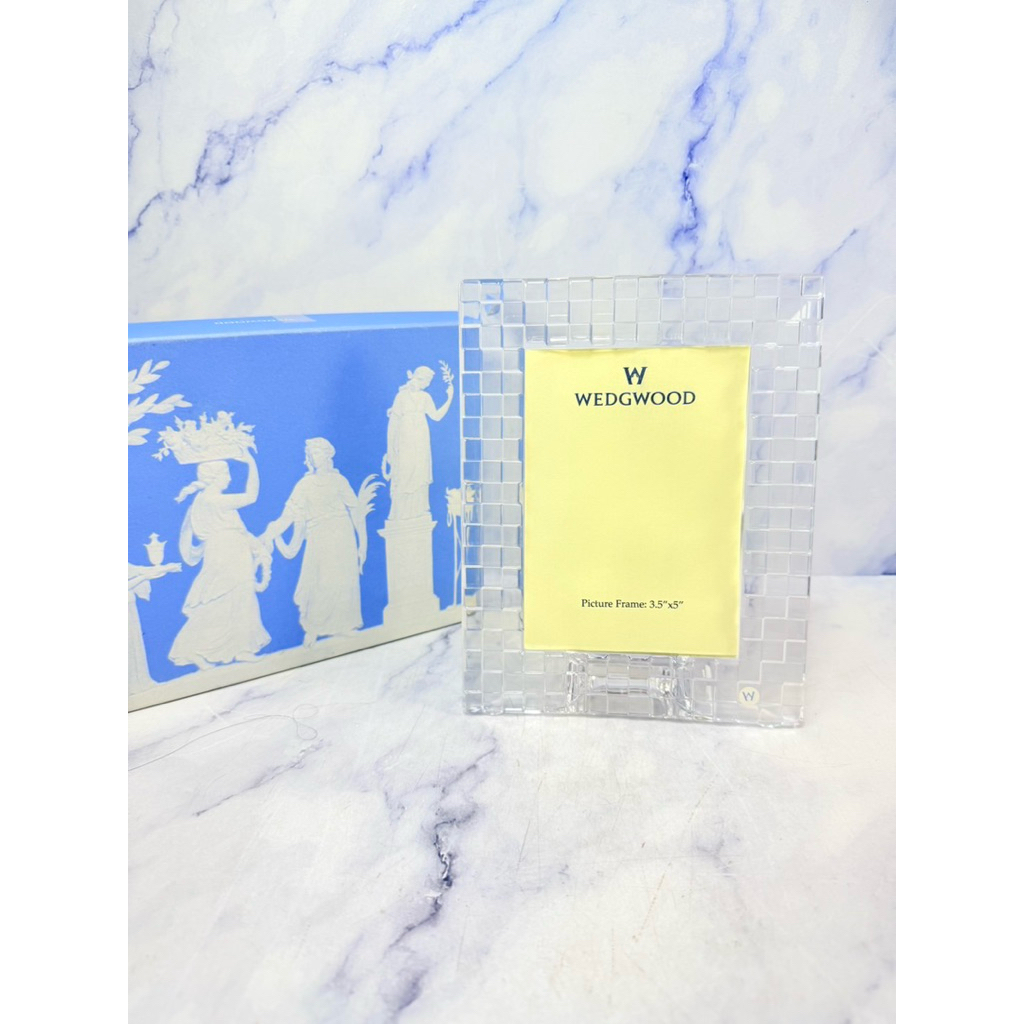 กรอบรูปคริสตัล Wedgwood Picture Frame : 3.5”x5” (ZM : 21)สินค้าใหม่ พร้อมกล่อง