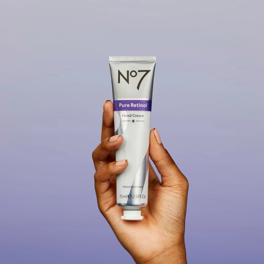No7 Pure Retinol Hand cream 75 mL ลดเลือนสัญญาณมือแก่กว่าวัย