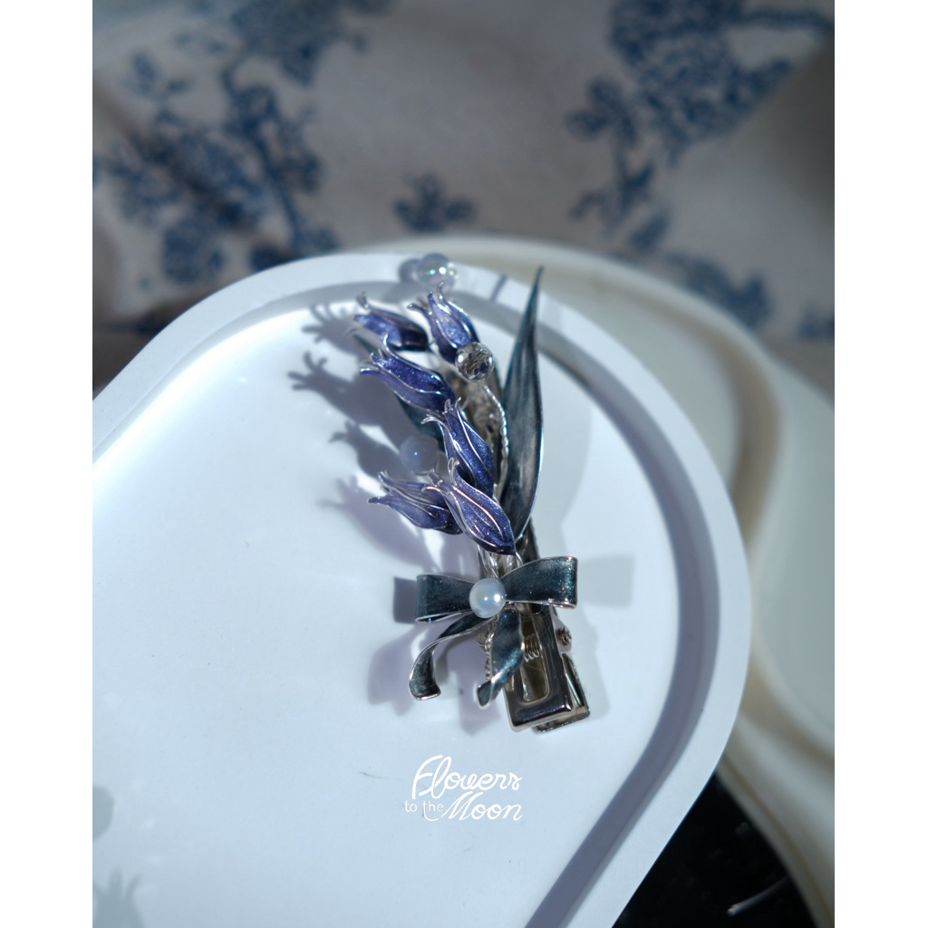 F09กิ้บดอก blue bell งานเรซิ่น handmade