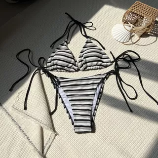 ส่งไวจากไทย ชุดว่ายน้ำ bikini ทูพีช บิกินี่ลายทาง ผูกคอ เที่ยวทะเล#1045