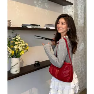 OUTLETS🥢🥟แท้ Gentlewoman กระเป๋า💯กระเป๋าเกี๊ยว gentlewoman Dumpling Bag gentlewomen Crossbody Bag Gentlewomen กระเป๋า
