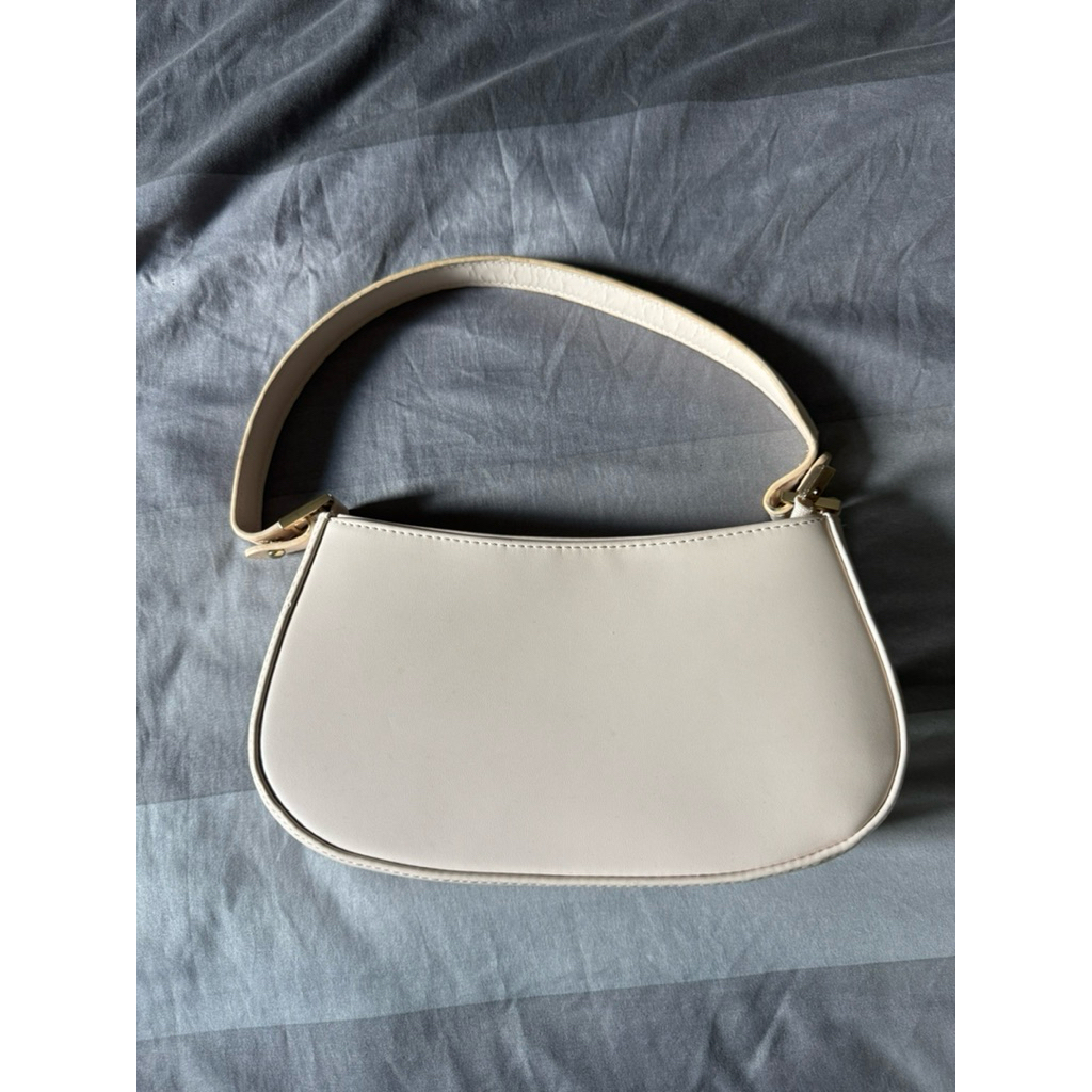 🫶🏻 the july maker กระเป๋าสะพายไหล่ มือ 2