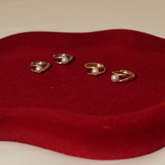 Club 9am - Pearl Galaxy earrings (gold/silver) ต่างหู ต่างหูมุก