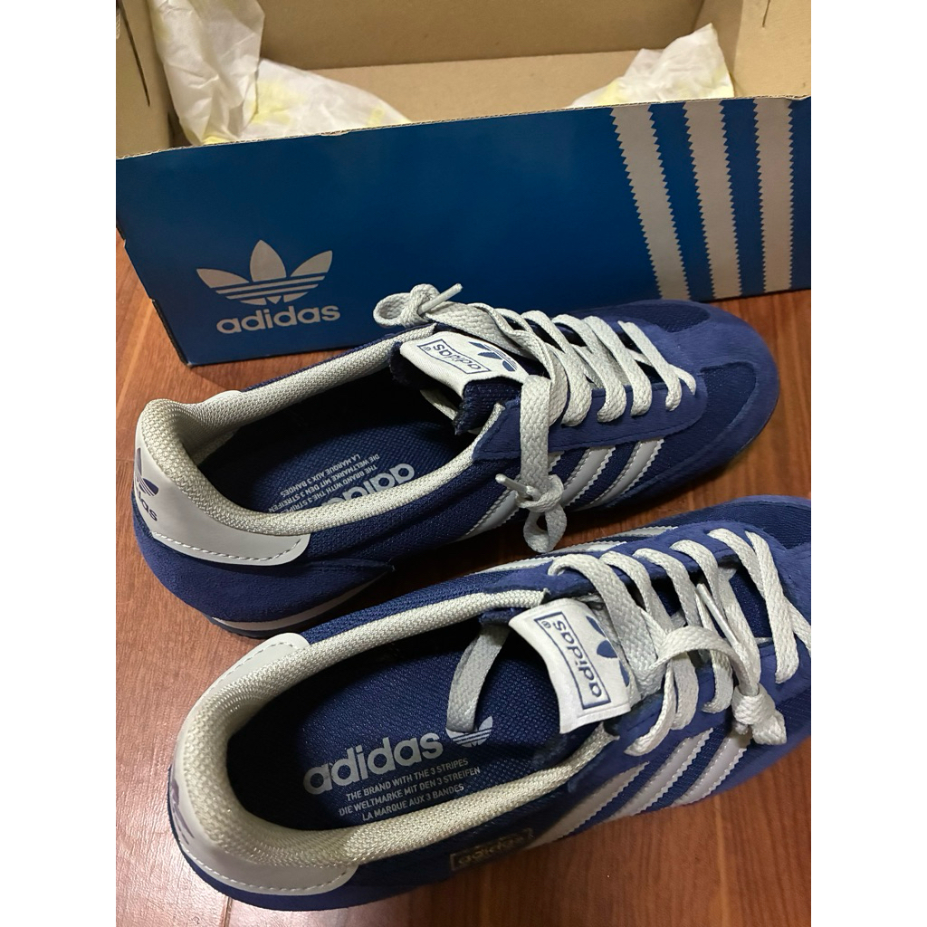 รองเท้า adidas แท้ซื้อจากShopee mall ไม่เคยใส่แค่ลองแล้วใส่ไม่ได้