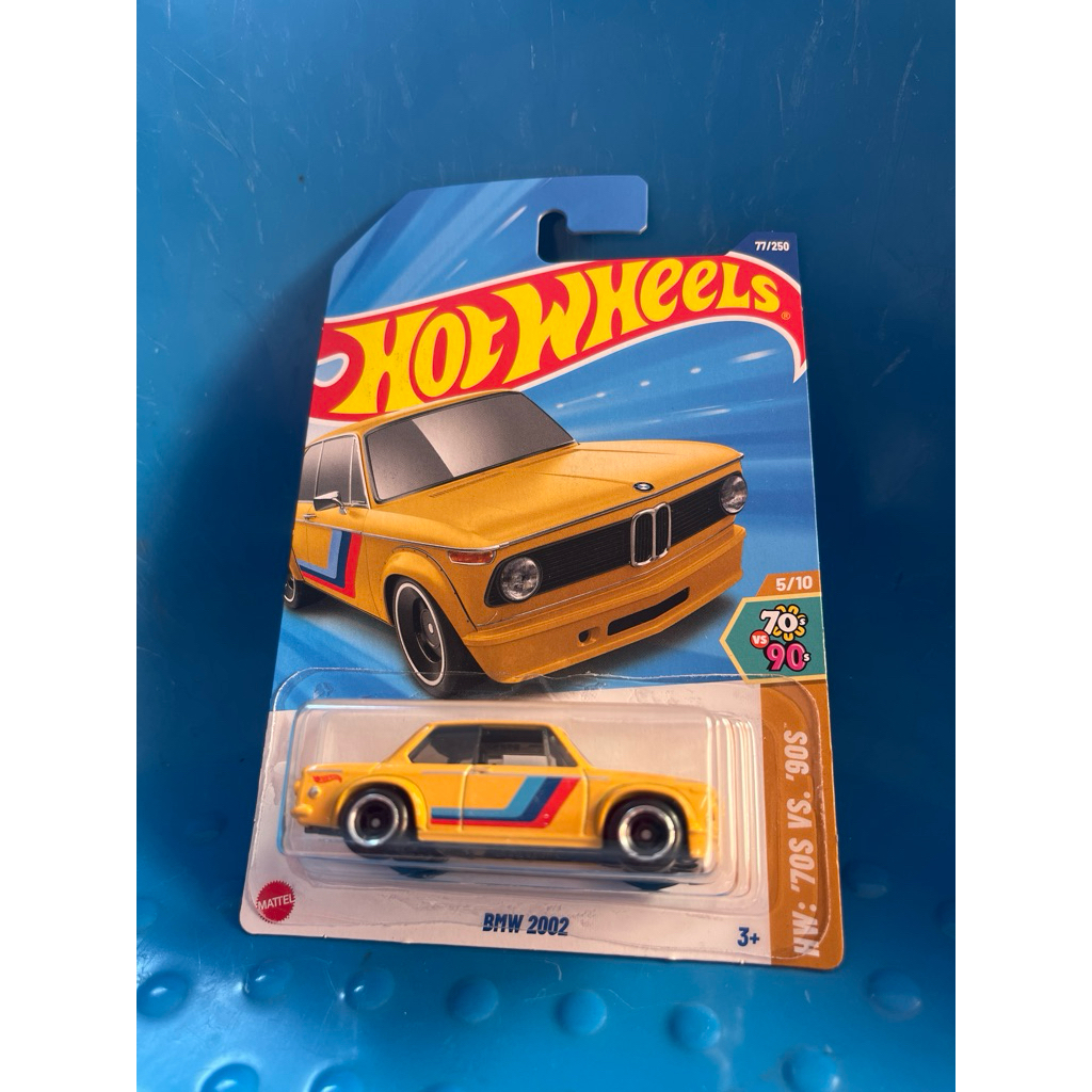 hotwheels bmw 2002 11/68