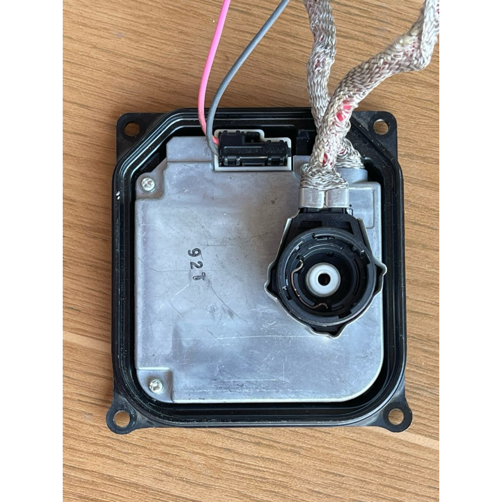 กล่องไฟซีน่อน TOYOTA Camry D4R ,D4S ใช้คู่กับหลอดD4R,D4Sแท้มือสองญี่ปุ่น