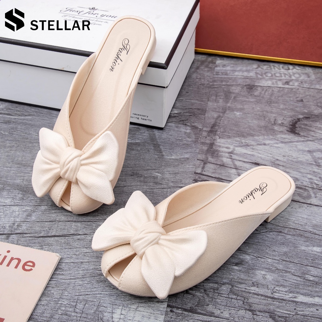 STELLAR รองเท้าแตะผู้หญิง พื้นนุ่มสุดปัง ดีไซน์ฝรั่งเศส สวมใส่สบาย ดูดีไม่น่าเบื่อ ประดับโบว์น่ารัก