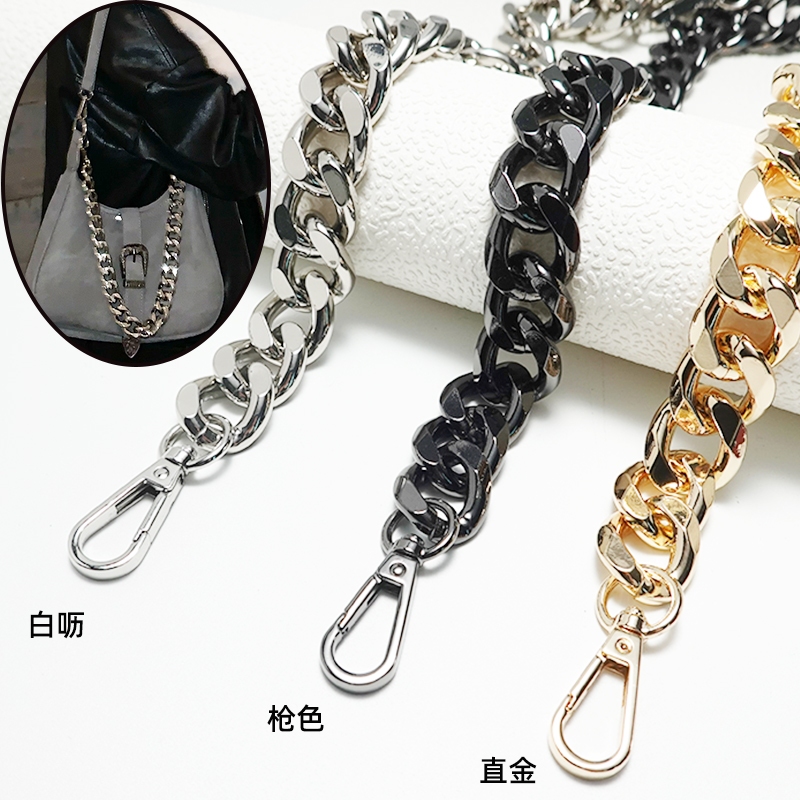 【จัดส่งจากกรุงเทพฯ】สายสะพายข้างแบบโซ่โลหะ กว้างและหนา 2 ซม.  ปรับเปลี่ยน/เปลี่ยนสายสะพายใต้วงแขน สายโซ่ตกแต่งอเนกประสงค์