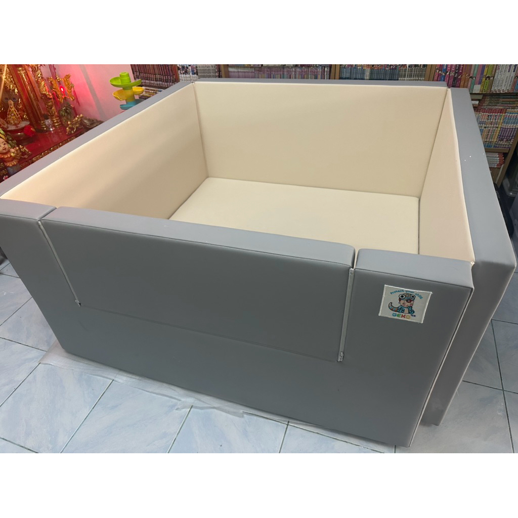 คอกกั้นเด็กหนัง PU Geko