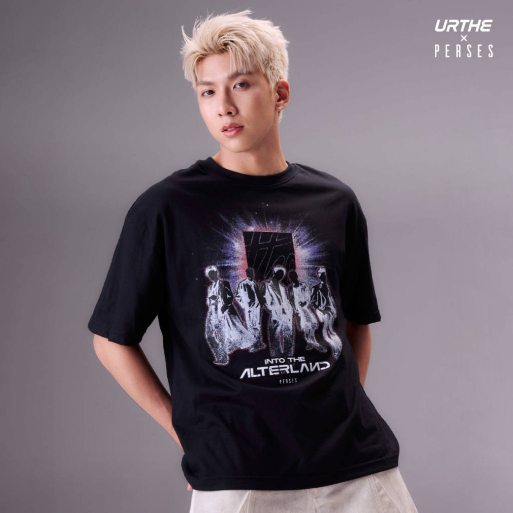 URTHE x PERSES - เสื้อยืด แขนสั้น รุ่น ALTERLAND T-SHIRT