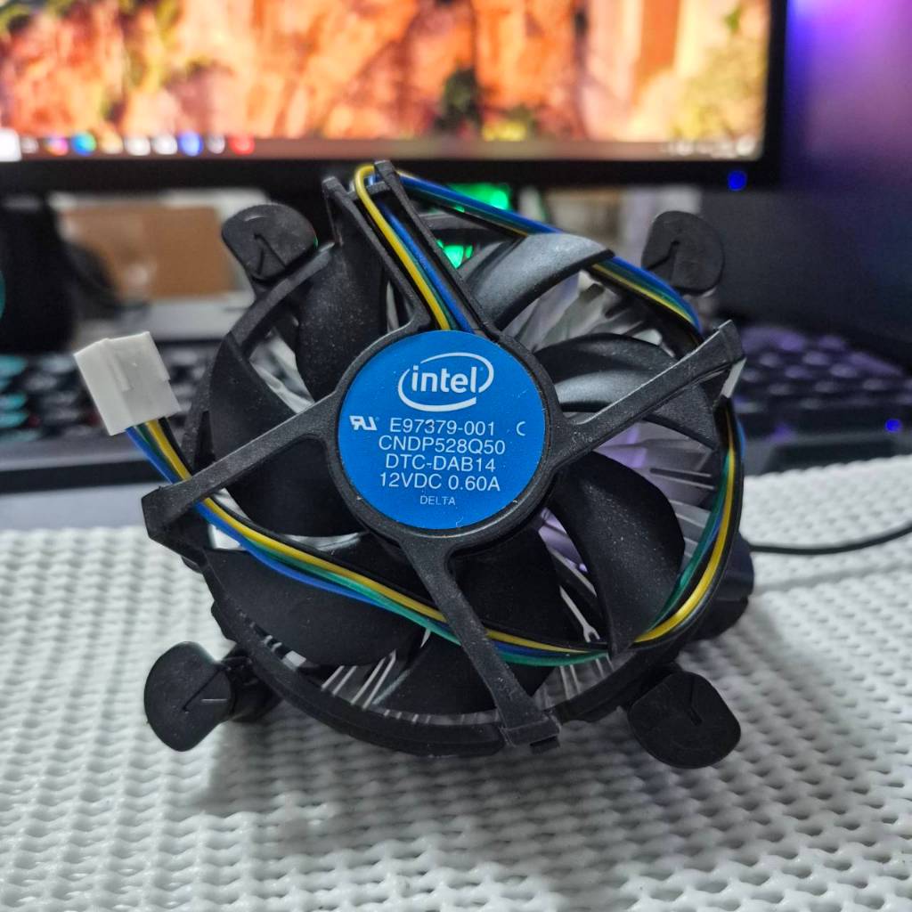 ซิงค์ พัดลม ซีพียู รุ่นสุดฮอต Intel Sink CPU Intel 775 1155 1150 1151 1151v2  สินค้าใหม่ มือ 1 ใช้ดีใช้ทน