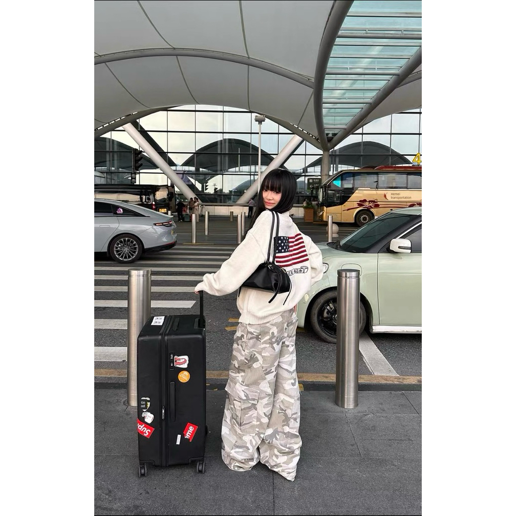 [Pre-Order] CGGA | Cgga American Retro Flag Jacquard Round Neck Knitted Sweater  Unisex 🤍