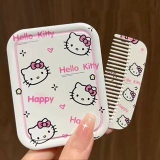 พร้อมส่ง!🇹🇭 Hello Kitty Mirror ตลับกระจกแต่งหน้าพร้อมหวีขนาดเล็ก กะทัดรัด สำหรับพกพา วัสดุพลาสติก รูปสกรีนคมสวย คุณภาพดี
