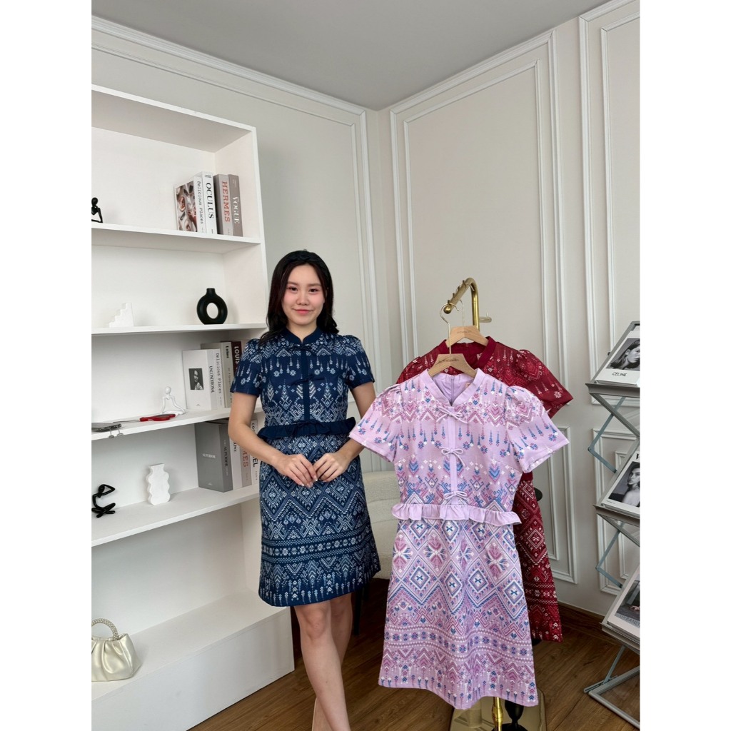 ชุดเดรส WIRANKAN รหัส TT11 กรม แดง ม่วง