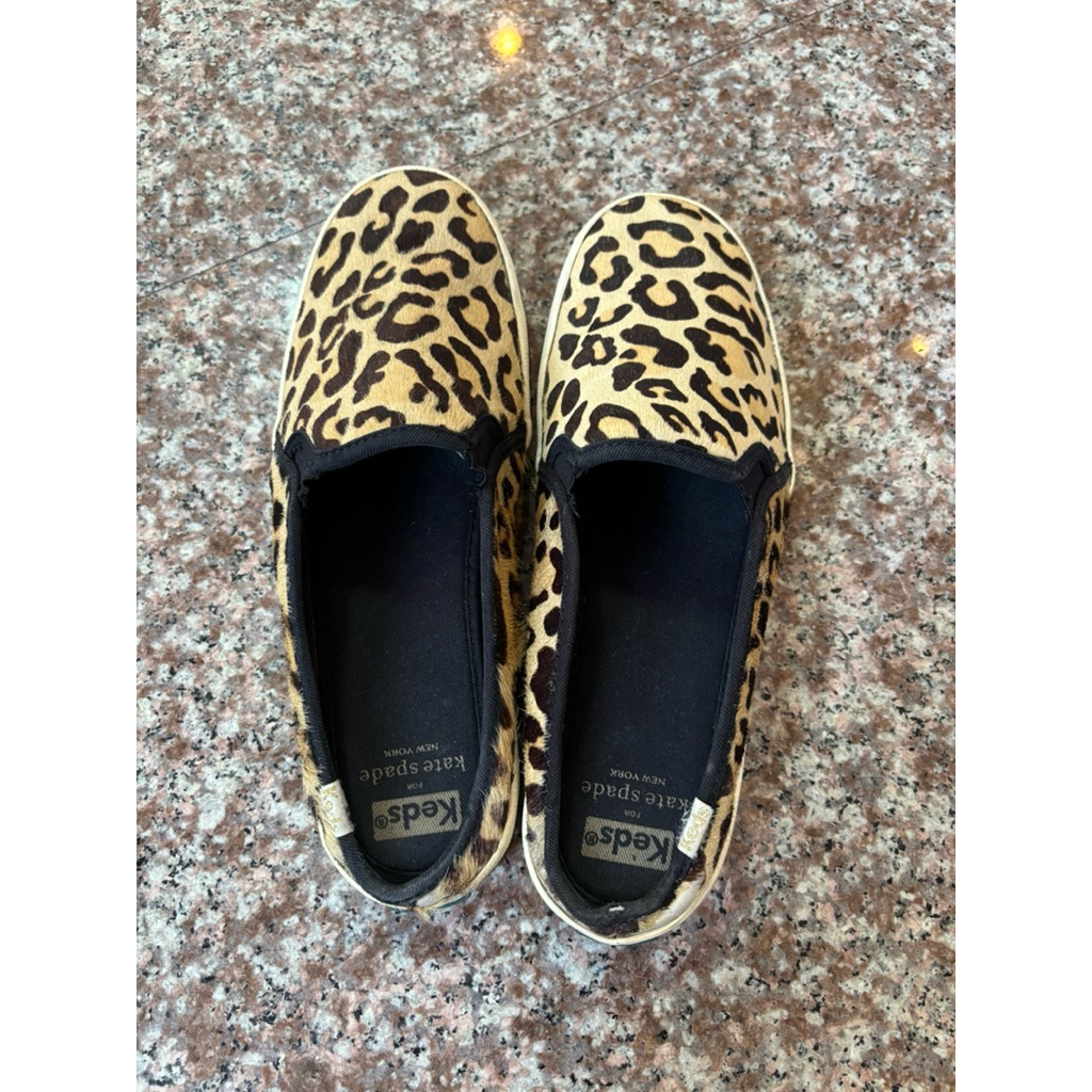 รองเท้าเปิดส้น Keds 38
