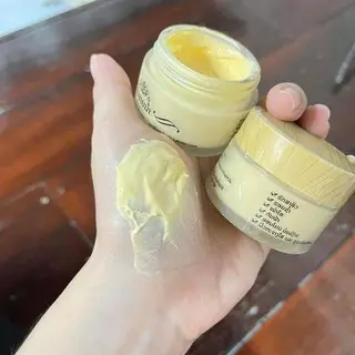 ส่งด่วน ครีมสายน้ำ แบรน์สายน้ำแท้1กระปุก30กรัม ให้ความชุ่มชื่นผิว